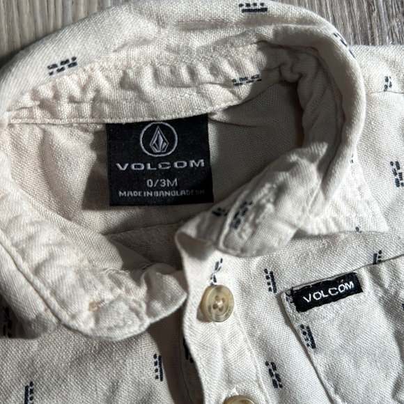 Volcom Romper 0/3 Months - Picture 2 of 6